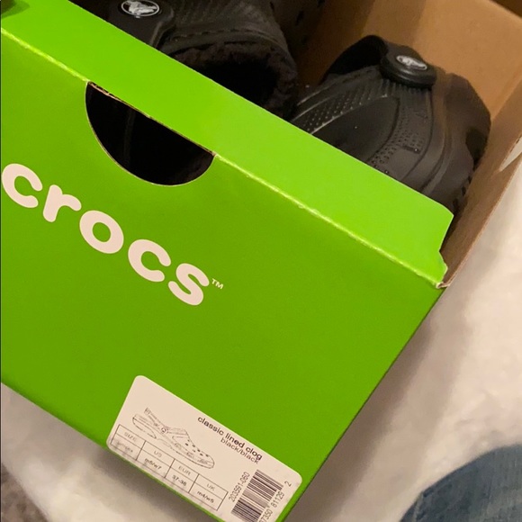 Crocs - Picture 3 of 7